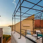 Βίλα Palazzo Antiqua Island Vis By Guide Komiža